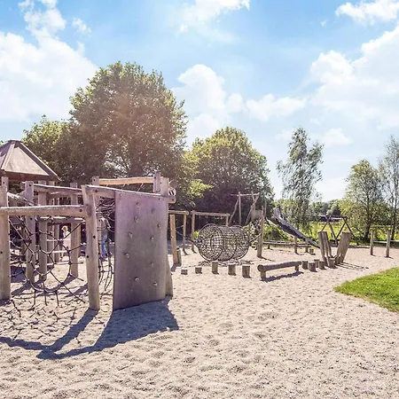 House With Beautiful Garden Prázdninový dům Glesborg