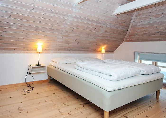 House With Beautiful Garden Σπίτι διακοπών