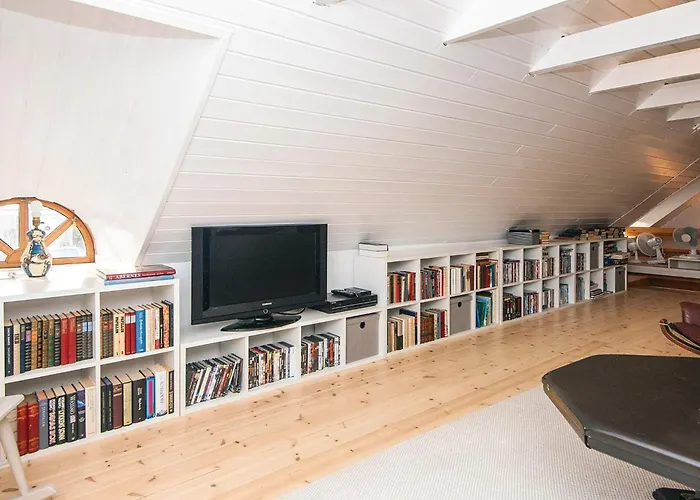 House With Beautiful Garden Σπίτι διακοπών *