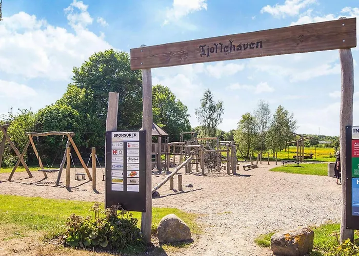 House With Beautiful Garden Σπίτι διακοπών